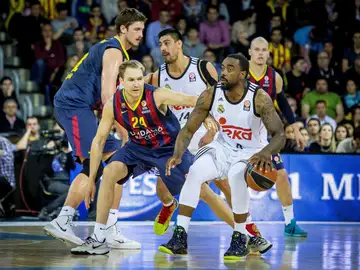 K. C. Rivers, en acción ante el Barcelona K. C. Rivers, en acción ante el Barcelona