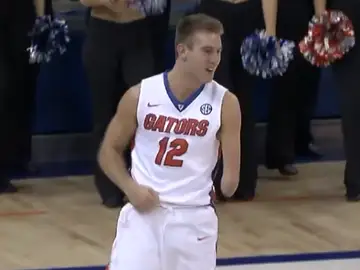 Zach Hodskins, jugador de los Florida Gators con un solo brazo Zach Hodskins, jugador de los Florida Gators con un solo brazo