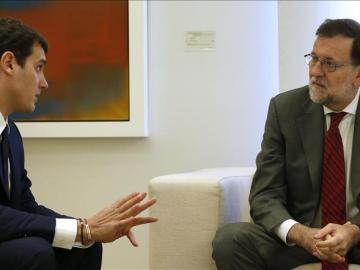 Albert Rivera y Mariano Rajoy durante su encuentro en la Moncloa Albert Rivera y Mariano Rajoy durante su encuentro en la Moncloa