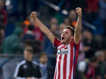 Saúl celebrando el gol ante el Astana en Champions