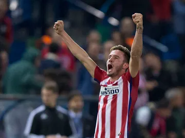 Saúl celebrando el gol ante el Astana en Champions Saúl celebrando el gol ante el Astana en Champions