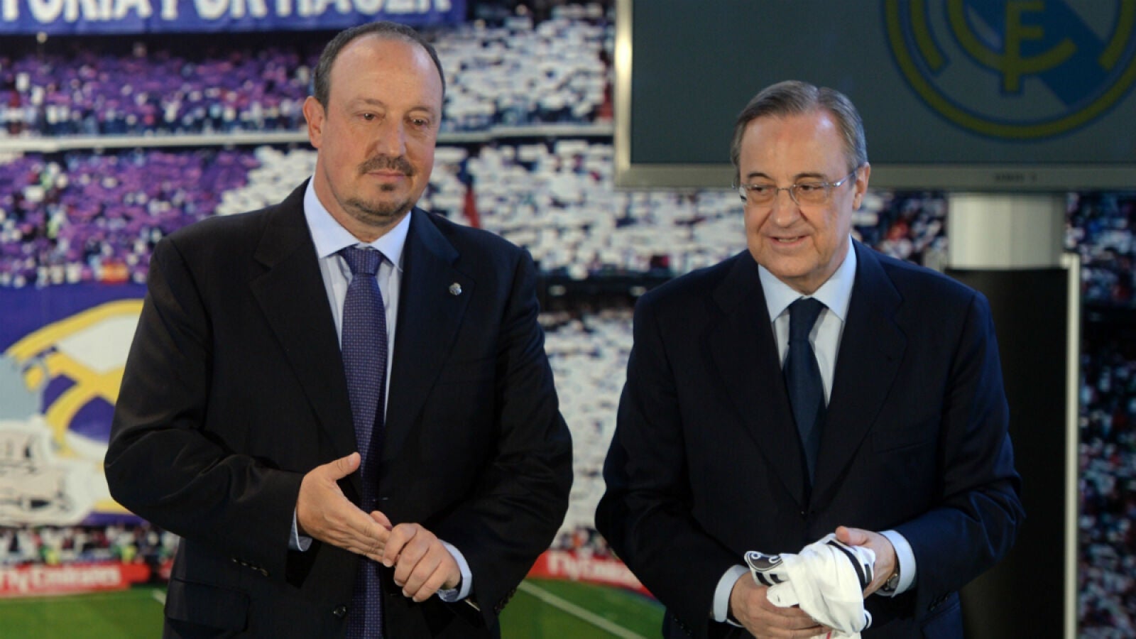 Florentino Pérez dio su apoyo a Rafa Benítez y a la plantilla en el vestuario
