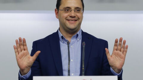 C&eacute;sar Luena