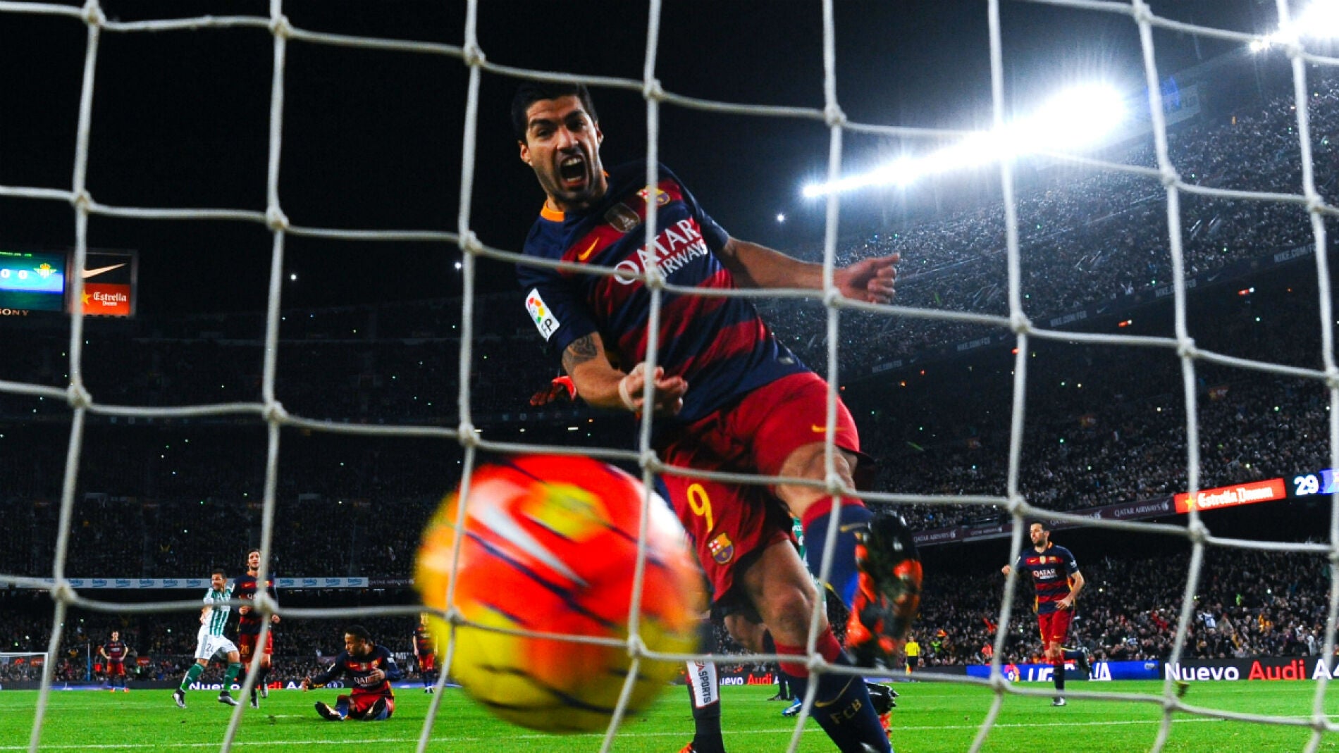 Luis Su&aacute;rez tras anotar un gol