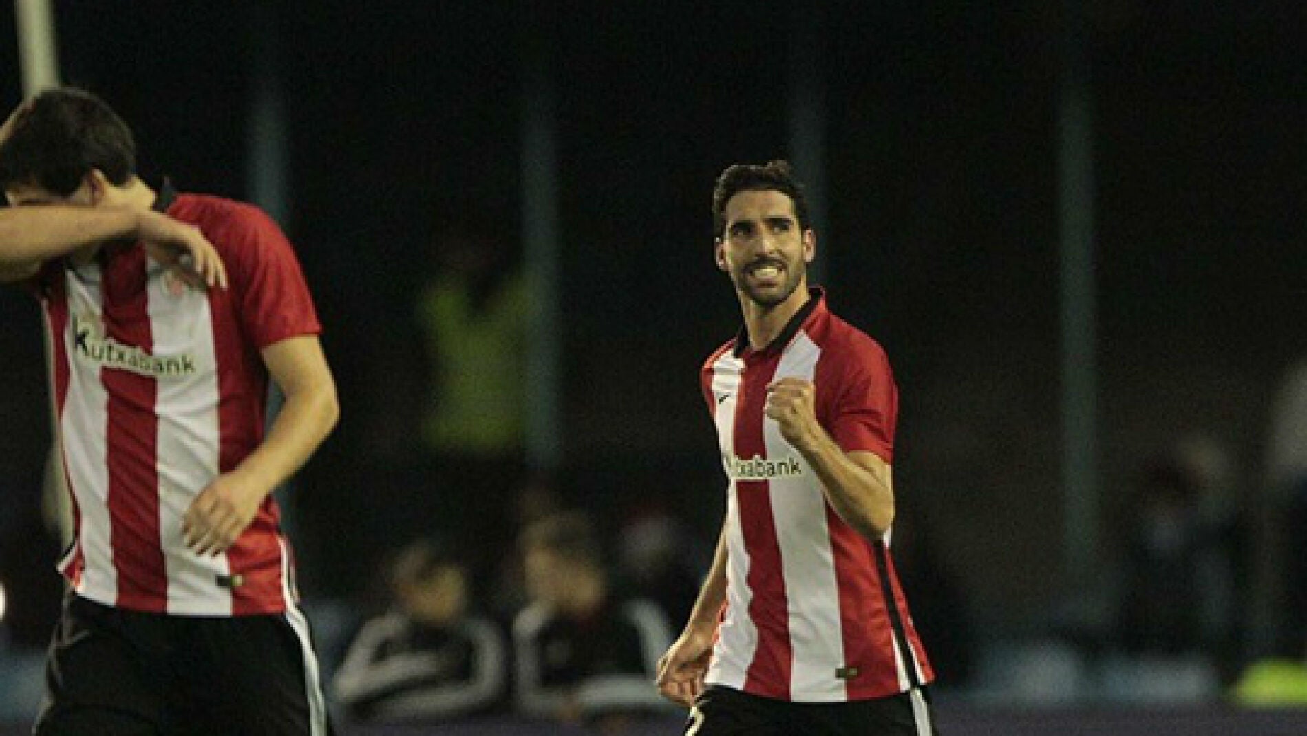 Ra&uacute;l Garc&iacute;a celebra un gol con el Athletic