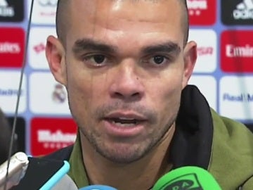 Pepe, hablando con los medios de comunicación