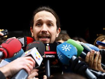 Pablo Iglesias ante los medios 