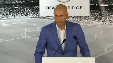Zidane, presentado como nuevo técnico blanco Zidane, presentado como nuevo técnico blanco