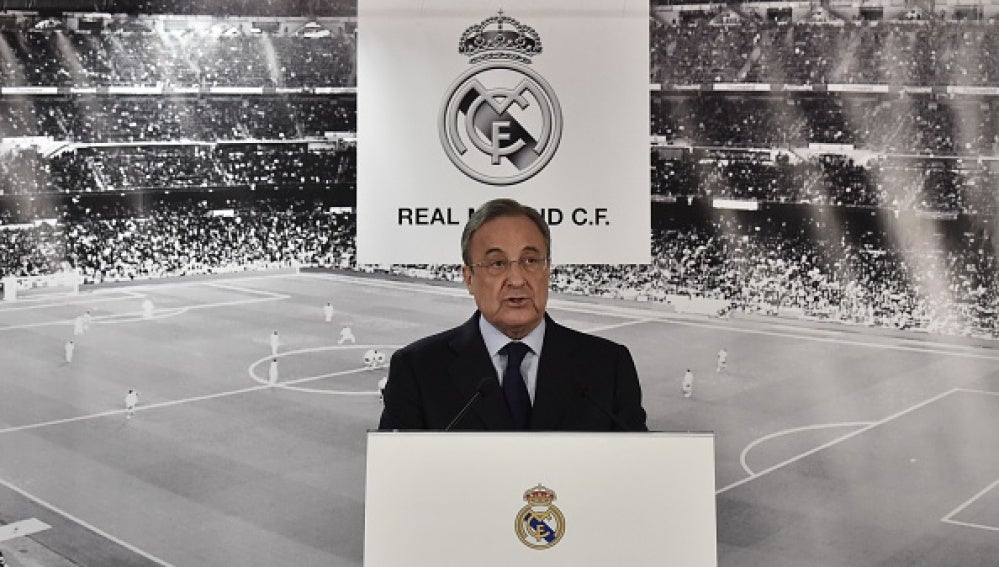 Florentino Pérez en sala de prensa