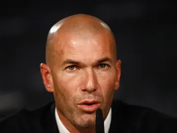 Zidane en la rueda de prensa de su presentación Zidane en la rueda de prensa de su presentación