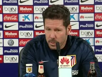 Simeone hablando sobre la destitución de Rafael Benítez Simeone hablando sobre la destitución de Rafael Benítez