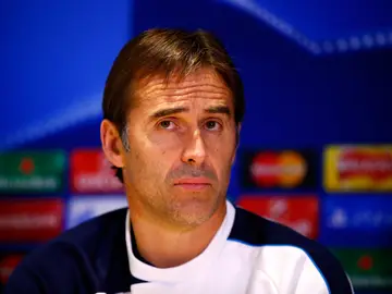 Lopetegui, durante una rueda de prensa con el Oporto Lopetegui, durante una rueda de prensa con el Oporto