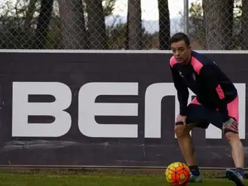 Dani Benítez, durante su único entrenamiento como jugador del Huesca Dani Benítez, durante su único entrenamiento como jugador del Huesca