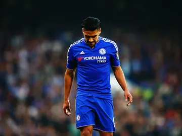 Falcao, cabizbajo Falcao, cabizbajo
