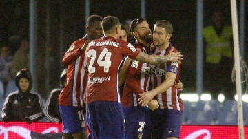 El Atlético celebra un gol en Balaídos