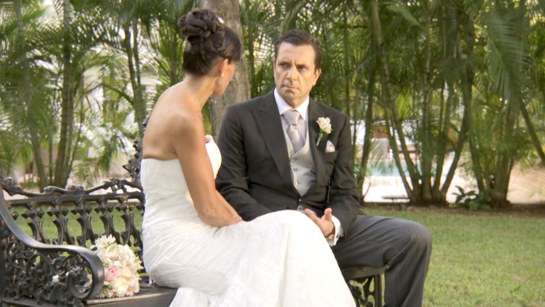 La primera conversaci&oacute;n de Pedro y M&oacute;nica