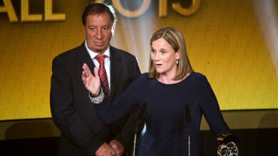 Jill Ellis logra el Balón de Oro a mejor entrenador de fútbol femenino