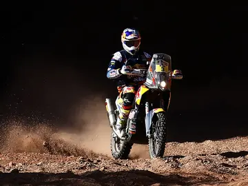 Toby Price, en acción durante el Dakar Toby Price, en acción durante el Dakar