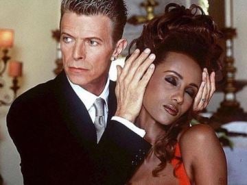 La herencia millonaria de David Bowie se repartirá entre su mujer y sus hijos La herencia millonaria de David Bowie se repartirá entre su mujer y sus hijos