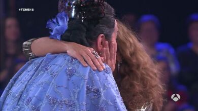 Lolita se emociona al ver a Falete imitando a Lola Flores