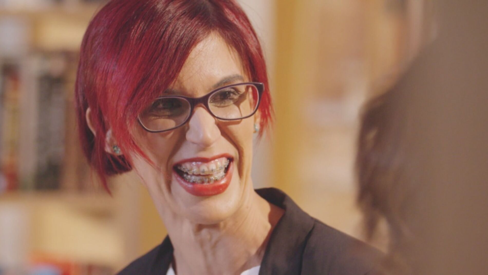 Andrea y Bernardo descubren su invitaci&oacute;n de boda