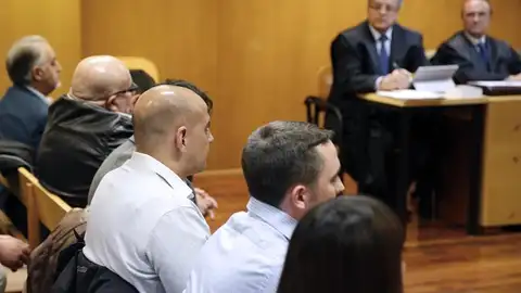 Los quince ultras que asaltaron el centro cultural Blanquerna durante el juicio Los quince ultras que asaltaron el centro cultural Blanquerna durante el juicio