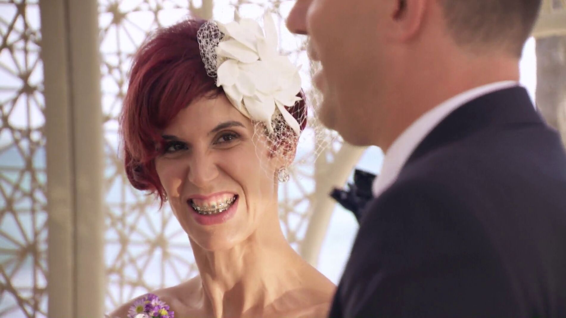 "Est&aacute; distante y fr&iacute;a"