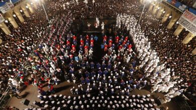 San Sebastián abre su día grande a ritmo de tambores y barriles