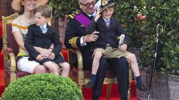 El Príncipe Lorenzo de Bélgica junto a su familia