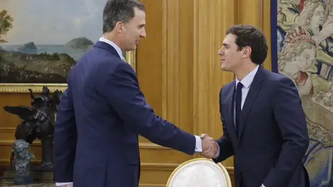 El Rey recibe a Albert Rivera El Rey recibe a Albert Rivera