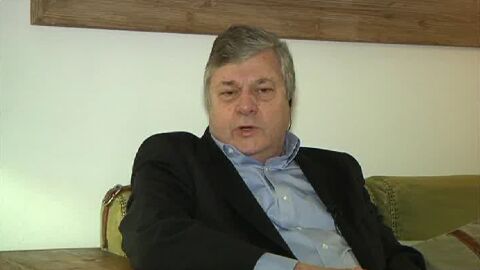 Leopoldo L&oacute;pez, padre del opositor venezolano Leopoldo L&oacute;pez, durante una entrevista en Espejo P&uacute;blico