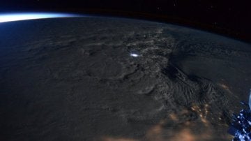 Tormenta de nieve en la costa este de EEUU desde el espacio