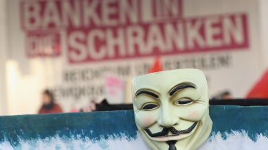 Anonymous ataca la web del aeropuerto japonés donde detuvieron al activista contra la caza de delfines