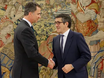 Felipe VI recibe a Patxi López Felipe VI recibe a Patxi López