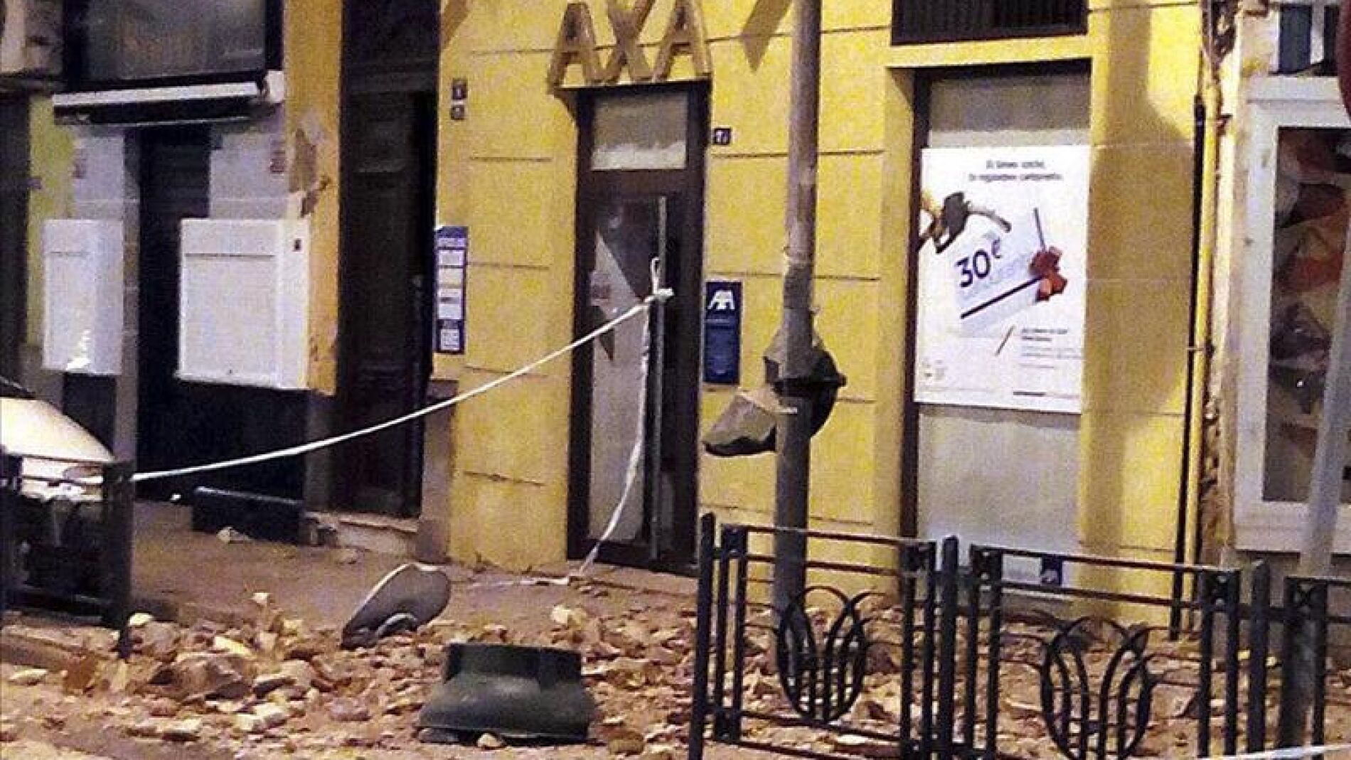 Aspecto de un inmueble afectado por el terremoto en Melilla