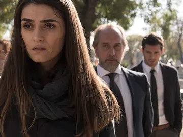 Belén, Miguel y Alain en el funeral de Isabel Belén, Miguel y Alain en el funeral de Isabel