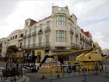 Algunos edificios del centro de Melilla han sufrido daños Algunos edificios del centro de Melilla han sufrido daños