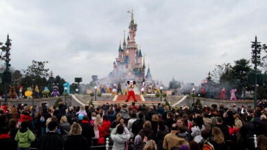 Detienen a un hombre en Eurodisney con dos armas y un ejemplar del Corán