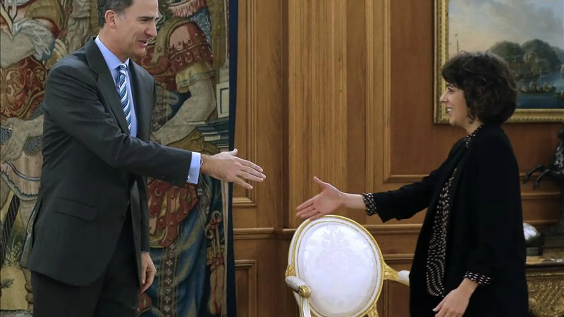El Rey Felipe VI con Alexandra Fernández en Zarzuela El Rey Felipe VI con Alexandra Fernández en Zarzuela