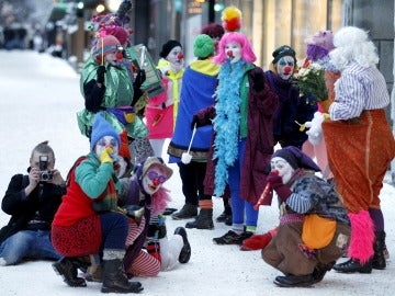 Miembros del grupo anti-racista 'Loldiers of Odín' en Tampere