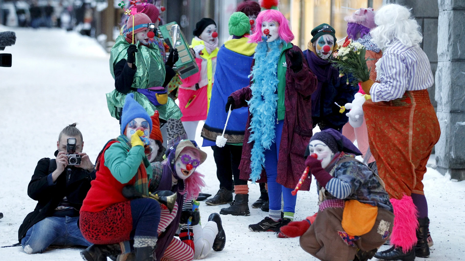 Miembros del grupo anti-racista 'Loldiers of Odín' en Tampere Miembros del grupo anti-racista 'Loldiers of Odín' en Tampere