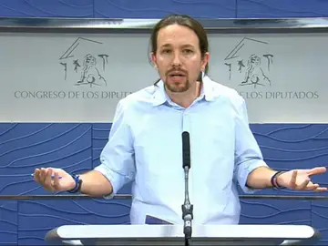 Pablo Iglesias, durante la rueda de prensa en el Congreso Pablo Iglesias, durante la rueda de prensa en el Congreso