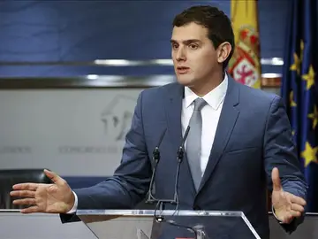 El presidente de Ciudadanos, Albert Rivera, durante la rueda de prensa El presidente de Ciudadanos, Albert Rivera, durante la rueda de prensa