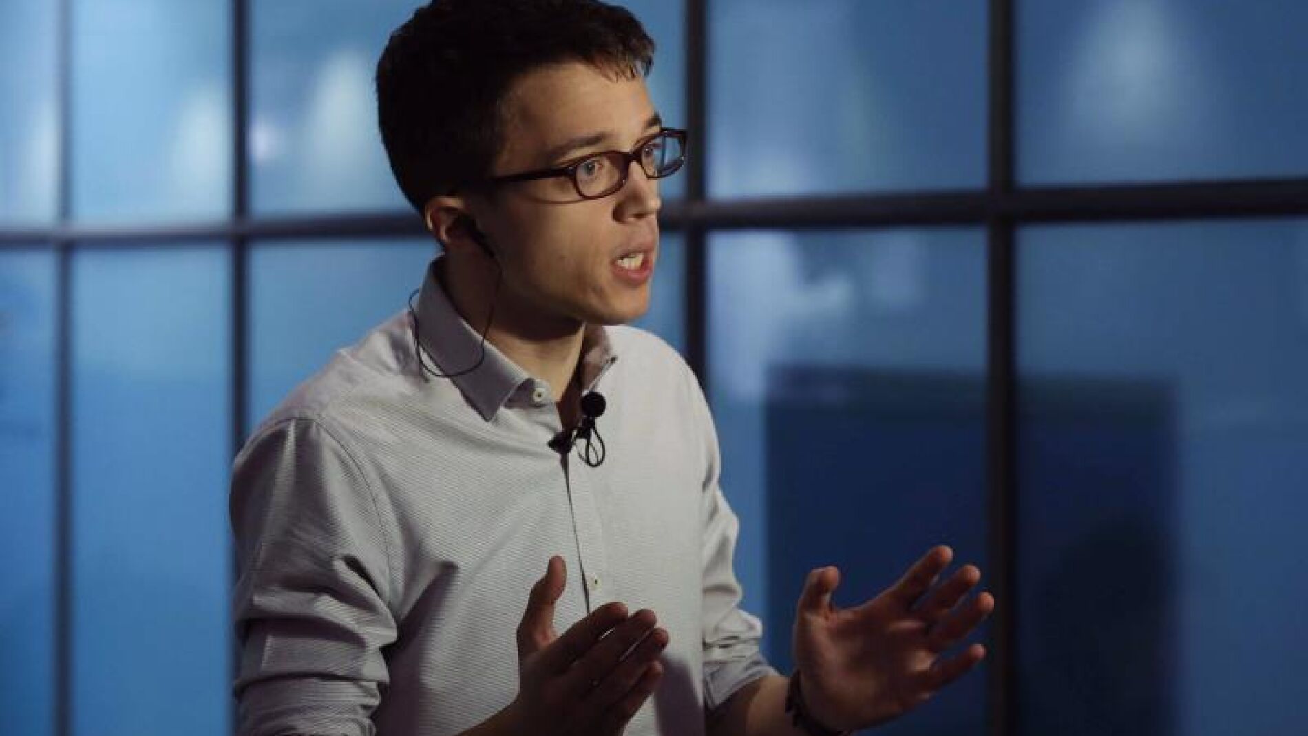 El diputado de Podemos &Iacute;&ntilde;igo Errej&oacute;n