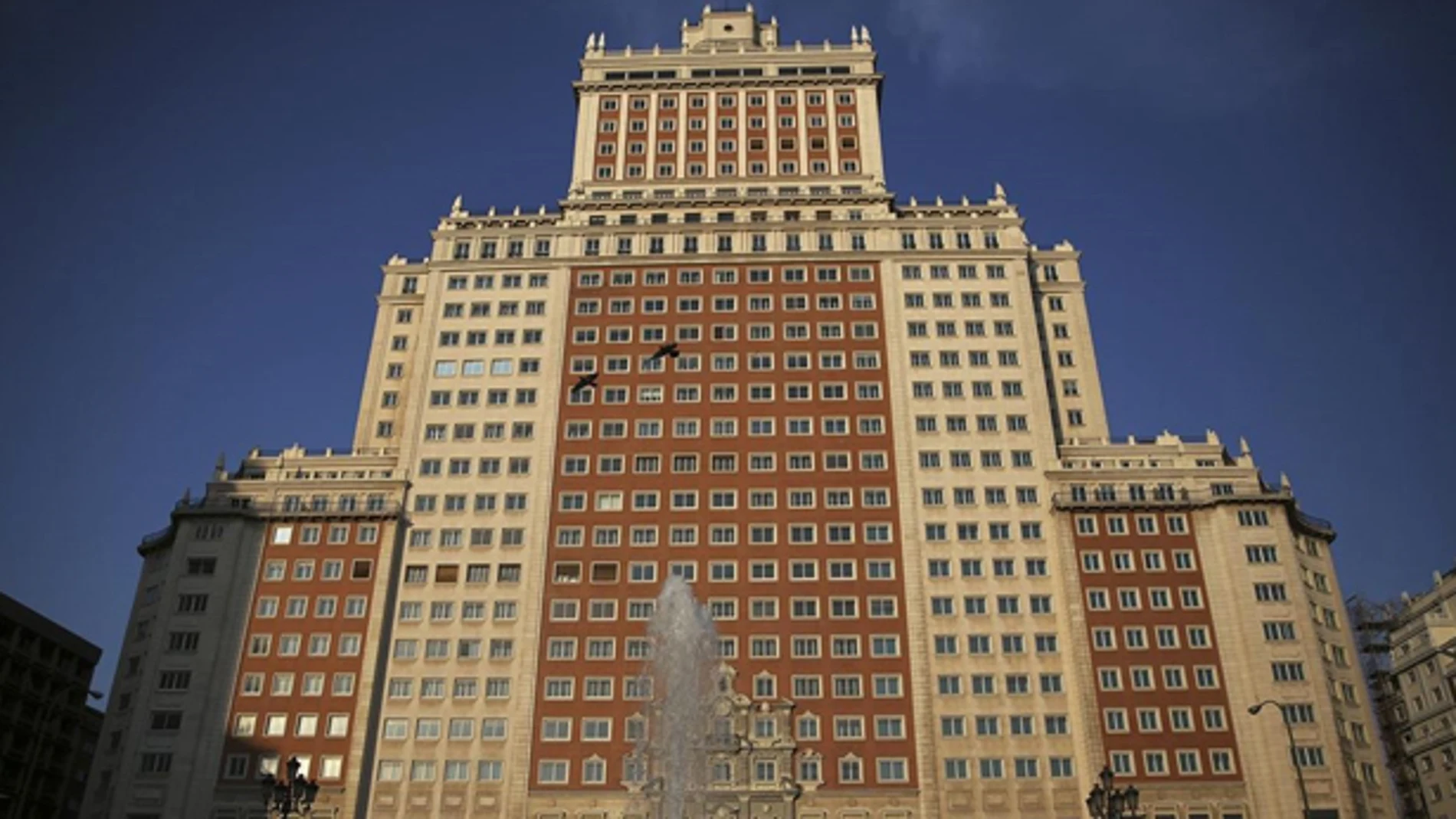 Fachada del Edificio España Fachada del Edificio España