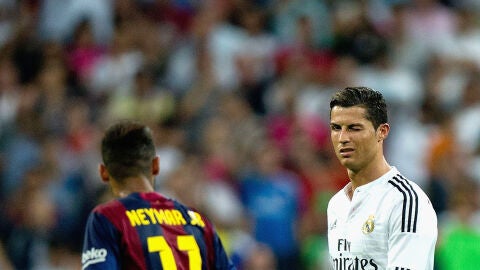 Cristiano Ronaldo y Neymar durante un Real Madrid - Barcelona