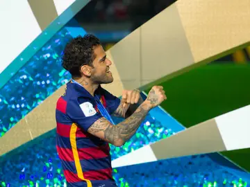 Alves, sonriente Alves, sonriente