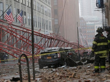 Accidente al caer una grúa en Nueva York