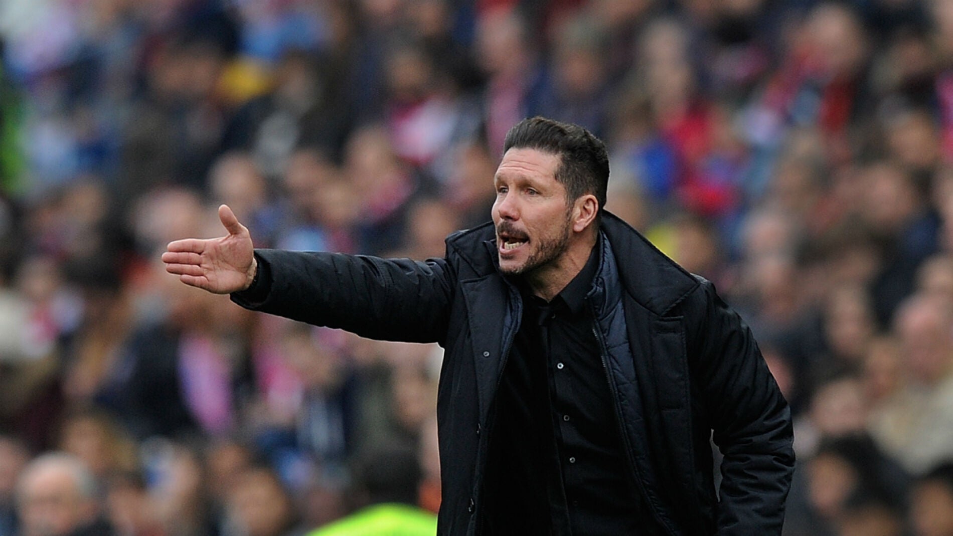 Simeone da indicaciones
