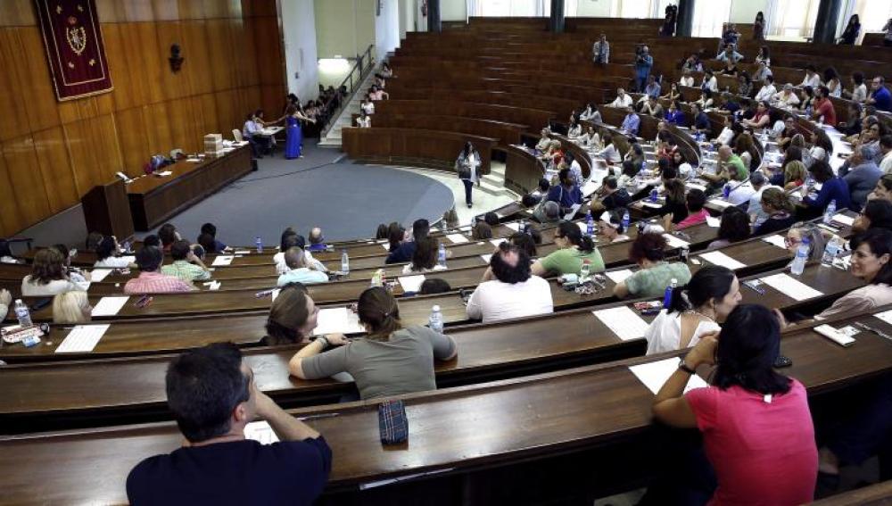 34.253 titulados del área de Ciencias de la Salud se han presentado al examen